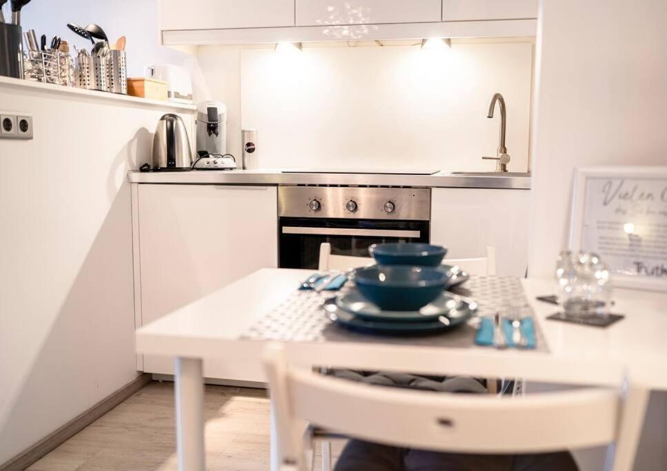 Modernes Apartment Auf 2 Etagen In Ruhiger Lage Zentral Zu Stadion Und Westfalenhallen Dortmund Luaran gambar
